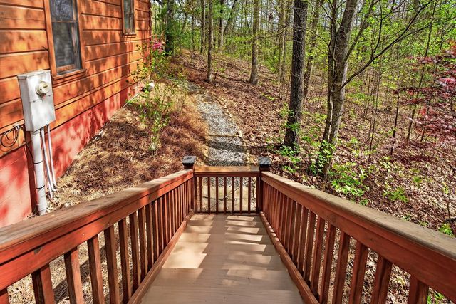 122 N Moreland Drive, Cherry Log, GA 30522
