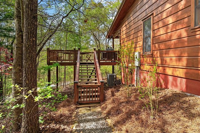 122 N Moreland Drive, Cherry Log, GA 30522