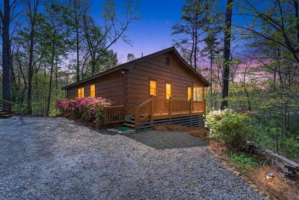 122 N Moreland Drive, Cherry Log, GA 30522