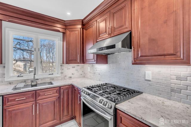 22 Ellison Avenue, Edison, NJ 08820