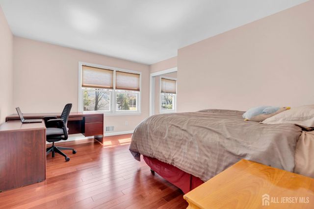 22 Ellison Avenue, Edison, NJ 08820