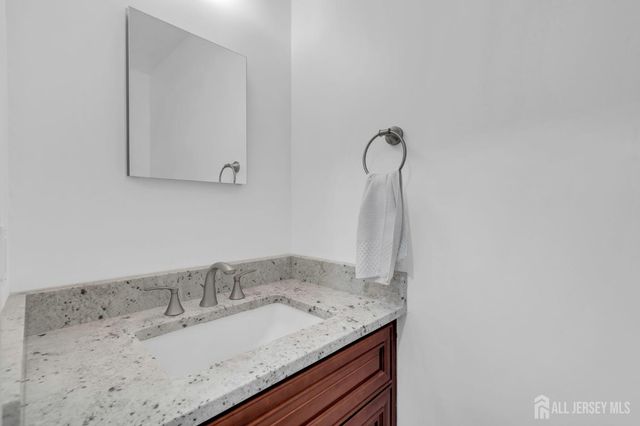 22 Ellison Avenue, Edison, NJ 08820