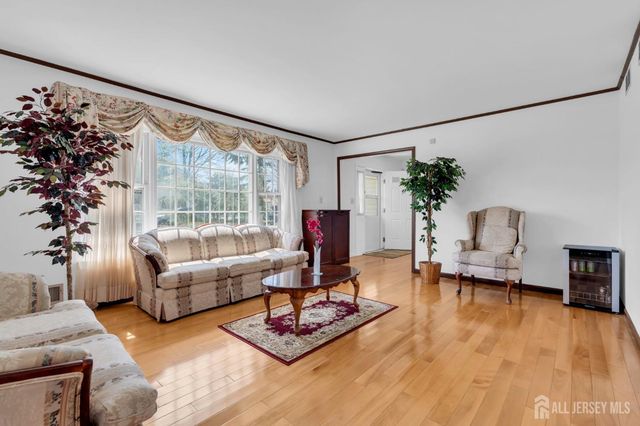 22 Ellison Avenue, Edison, NJ 08820