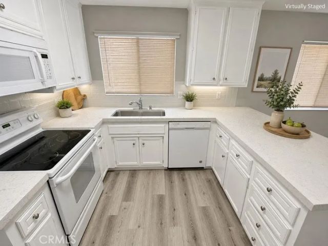 3102 W Devonshire Avenue, Hemet, CA 92545