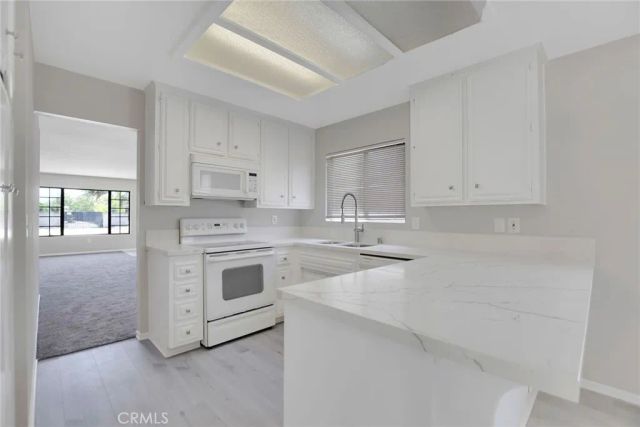 3102 W Devonshire Avenue, Hemet, CA 92545