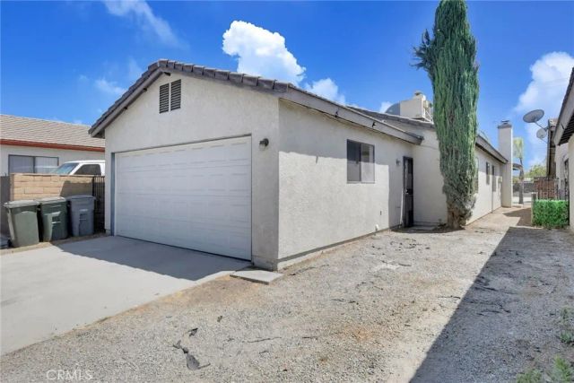 3102 W Devonshire Avenue, Hemet, CA 92545