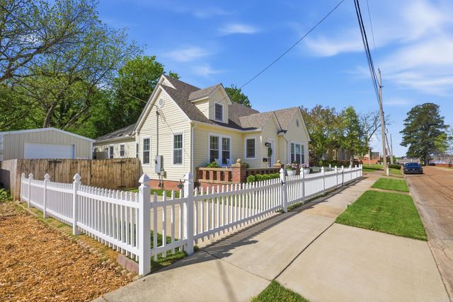 415 Cherry Street, Arkadelphia, AR 71923