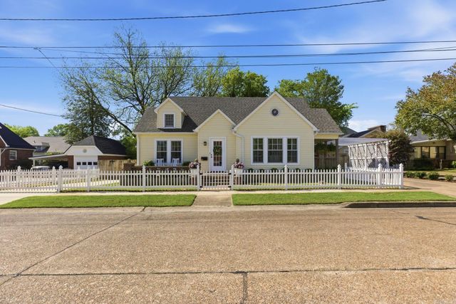 415 Cherry Street, Arkadelphia, AR 71923