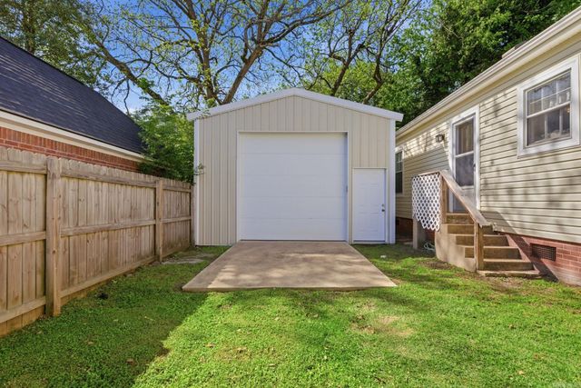 415 Cherry Street, Arkadelphia, AR 71923