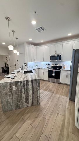 2511 W Queen Creek Road Unit 173, Chandler, AZ 85248