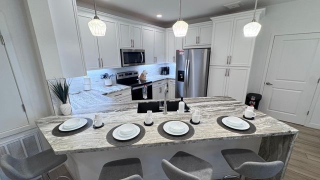 2511 W Queen Creek Road Unit 173, Chandler, AZ 85248