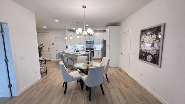 2511 W Queen Creek Road Unit 173, Chandler, AZ 85248