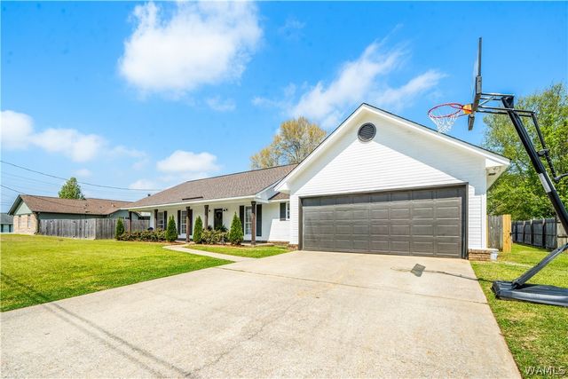 2606 New Forest Street, Northport, AL 35475