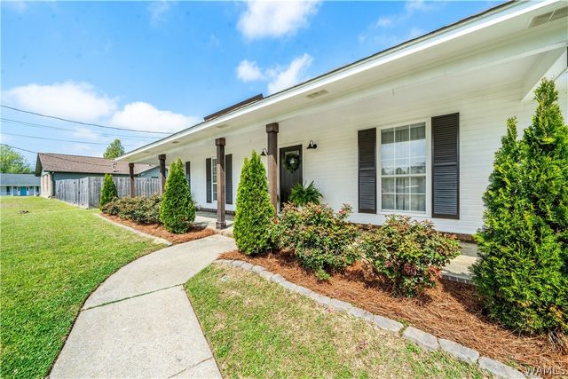 2606 New Forest Street, Northport, AL 35475