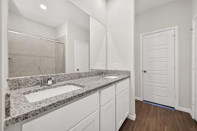 15610 Coneflower Hills Drive, Houston, TX 77090