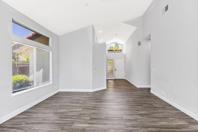 108 Burwood Way, Folsom, CA 95630