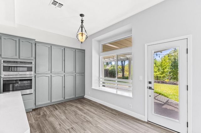 108 Burwood Way, Folsom, CA 95630