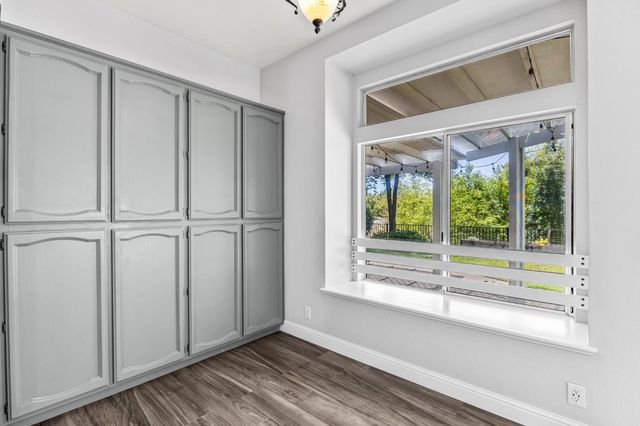 108 Burwood Way, Folsom, CA 95630