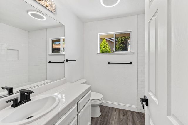 108 Burwood Way, Folsom, CA 95630