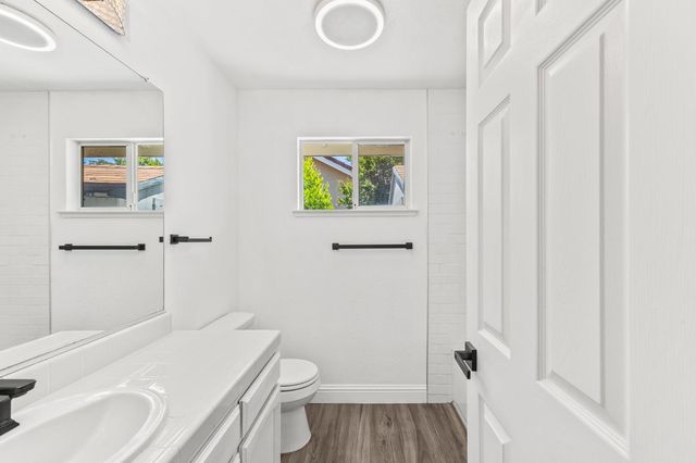 108 Burwood Way, Folsom, CA 95630