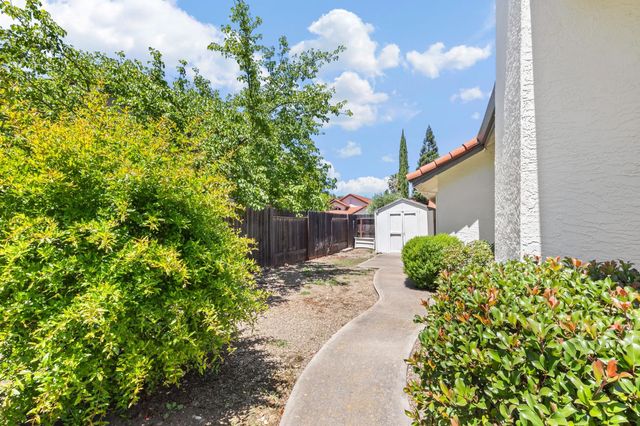 108 Burwood Way, Folsom, CA 95630