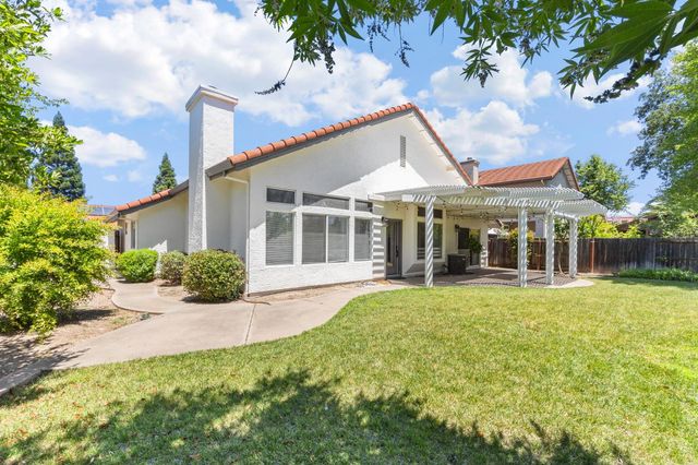 108 Burwood Way, Folsom, CA 95630