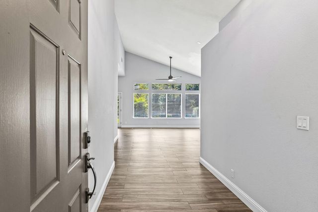 108 Burwood Way, Folsom, CA 95630