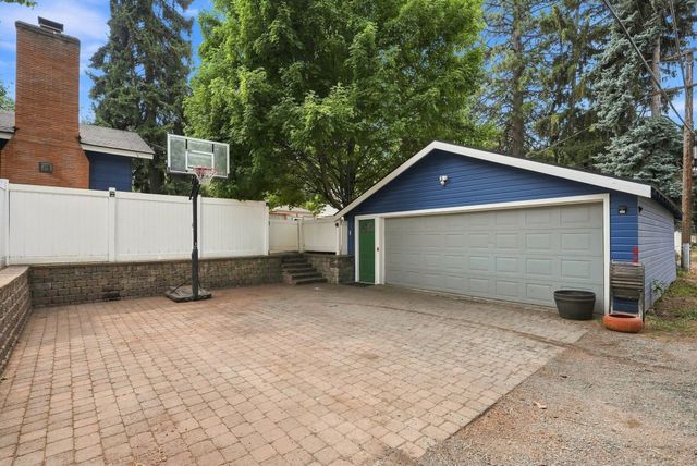 2020 S LINCOLN St, Spokane, WA 99203