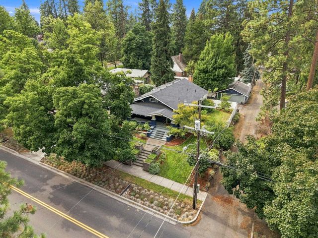 2020 S LINCOLN St, Spokane, WA 99203