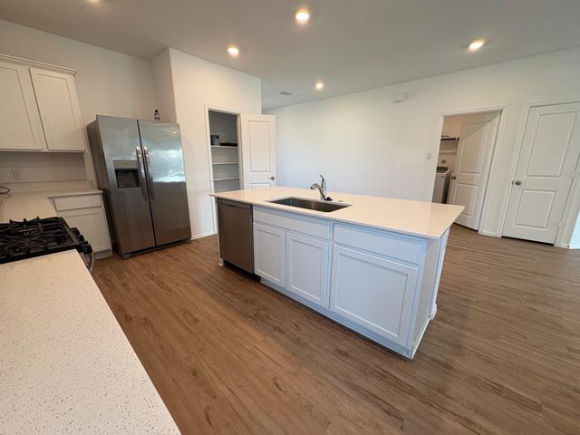 9915 Highland Harvest Drive, Baytown, TX 77521