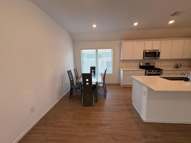 9915 Highland Harvest Drive, Baytown, TX 77521