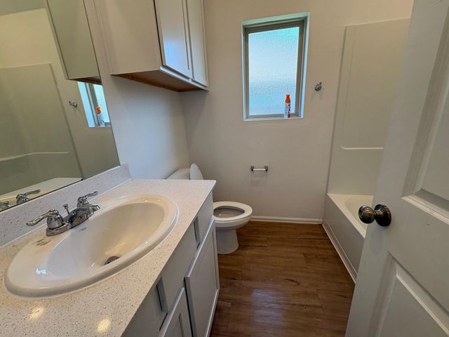 9915 Highland Harvest Drive, Baytown, TX 77521