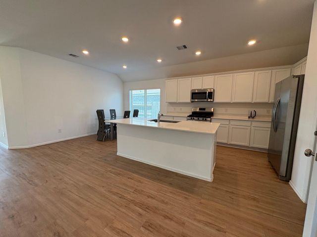 9915 Highland Harvest Drive, Baytown, TX 77521