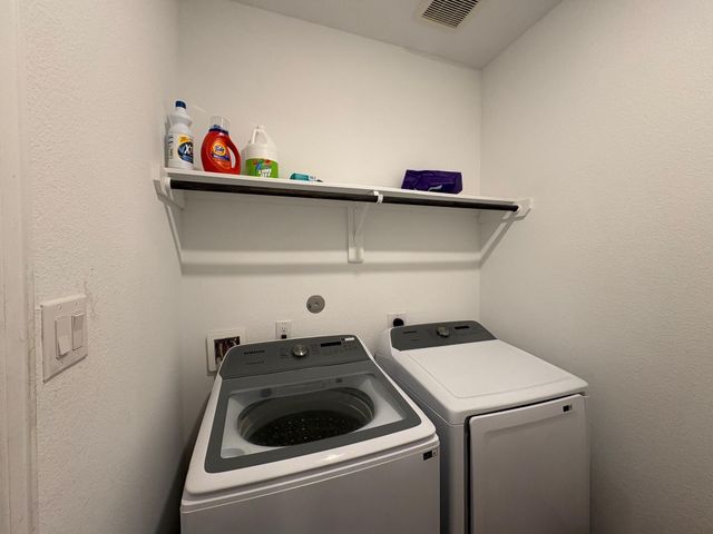 9915 Highland Harvest Drive, Baytown, TX 77521