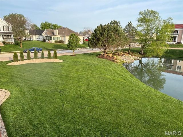 801 Blue Aster Drive, Waterloo, IL 62298