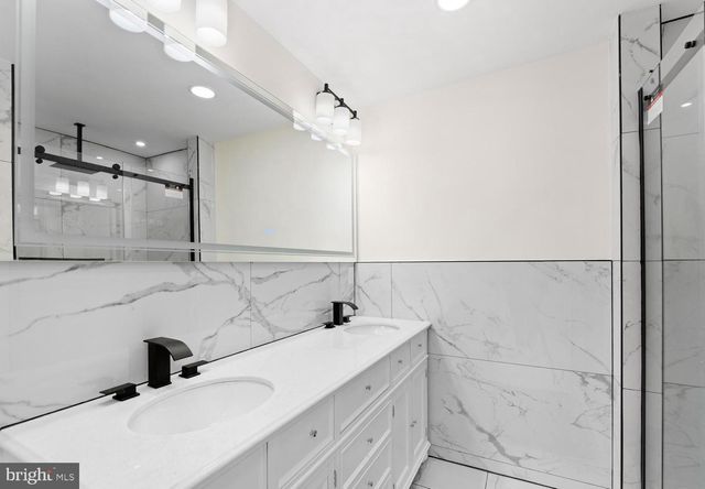 128 W INGHAM AVE, Trenton, NJ 08618