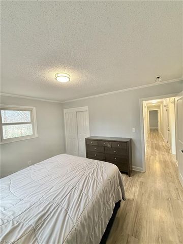 4561 Emily Drive, Kernersville, NC 27284