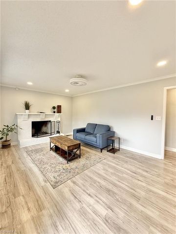 4561 Emily Drive, Kernersville, NC 27284