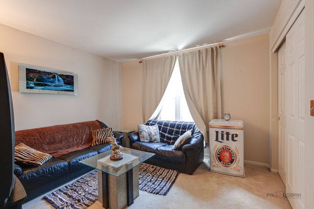 34271 Tangueray Drive, Grayslake, IL 60030