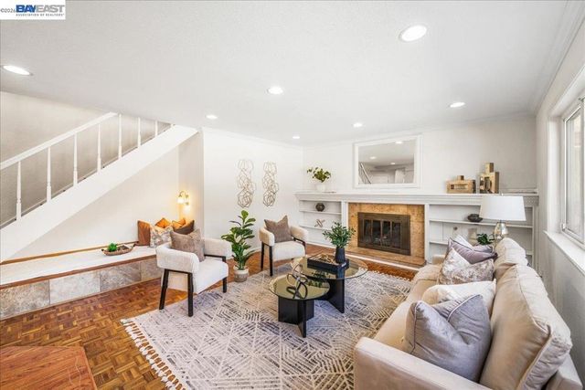 11738 Silvergate Dr, Dublin, CA 94568