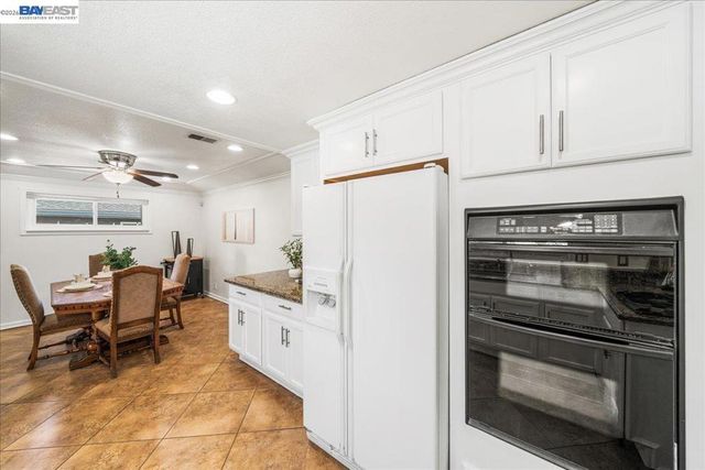 11738 Silvergate Dr, Dublin, CA 94568