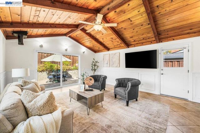 11738 Silvergate Dr, Dublin, CA 94568