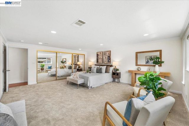 11738 Silvergate Dr, Dublin, CA 94568