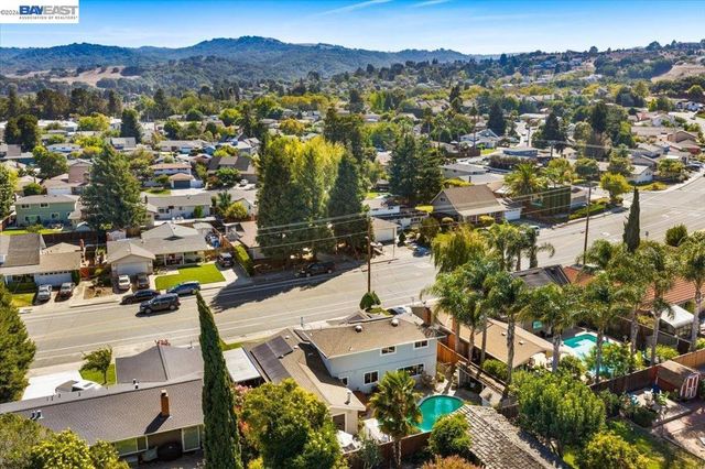 11738 Silvergate Dr, Dublin, CA 94568