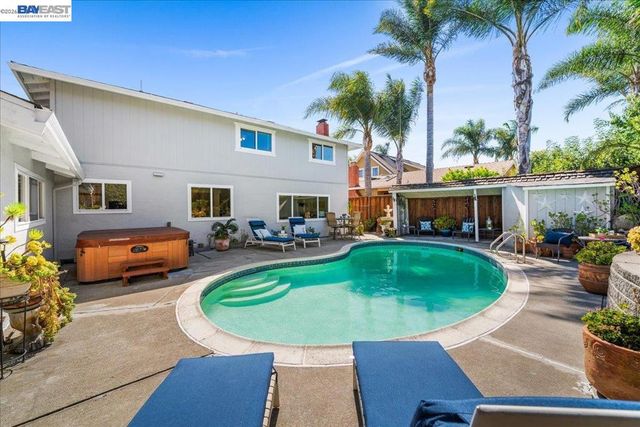 11738 Silvergate Dr, Dublin, CA 94568