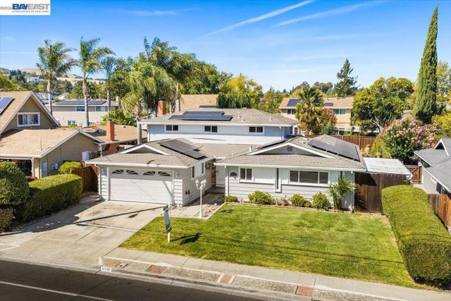 11738 Silvergate Dr, Dublin, CA 94568