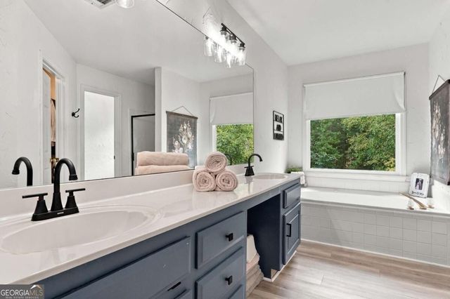 309 Horseshoe Bend, Woodstock, GA 30189