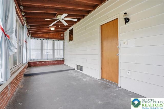 939 East Lynnwood Street, Salisbury Twp, PA 18103