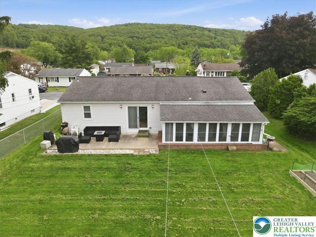 939 East Lynnwood Street, Salisbury Twp, PA 18103