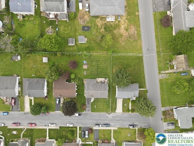 939 East Lynnwood Street, Salisbury Twp, PA 18103